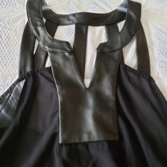 BLACK MATERIAL GIRL TOP SIZE M - Picture 6 of 7